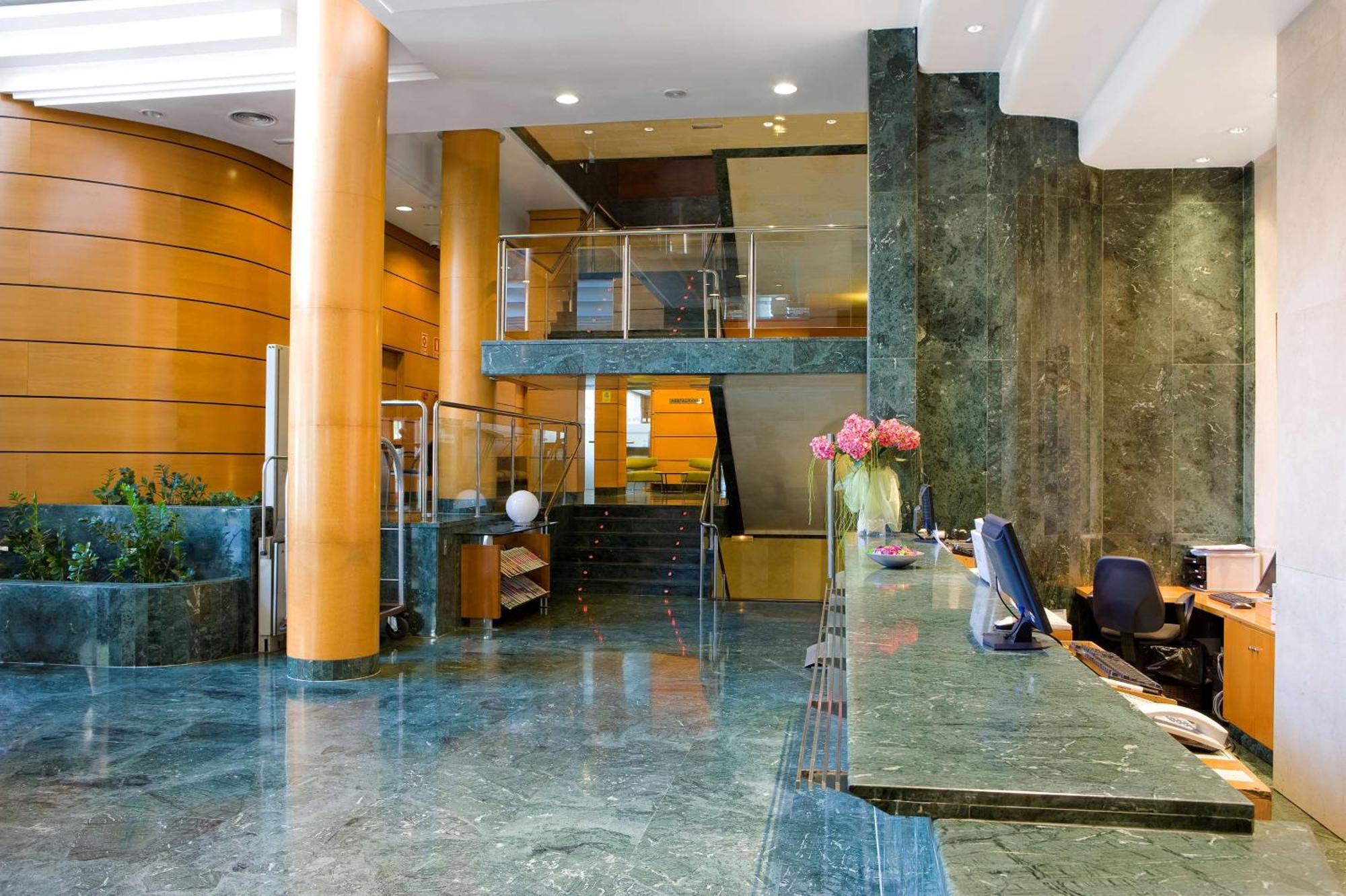 Hotel Nh Valencia Center Esterno foto
